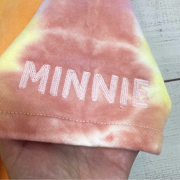 Disney Minnie Mouse Tie Dye Crop Short Sleeve Embroidered Size M - Picture 7 of 11